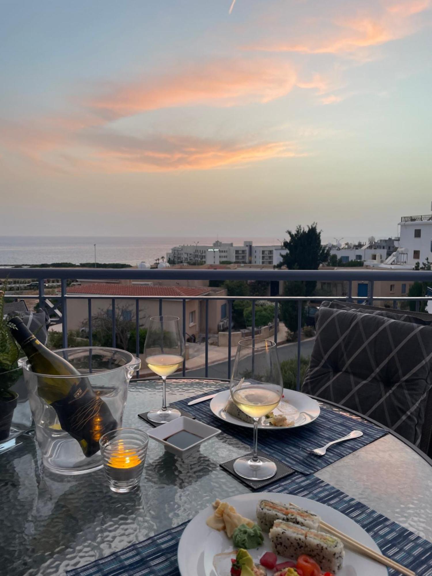 Direct Sea View & Quality Bed - Kings Palace 1 Bed パ フォス エクステリア 写真